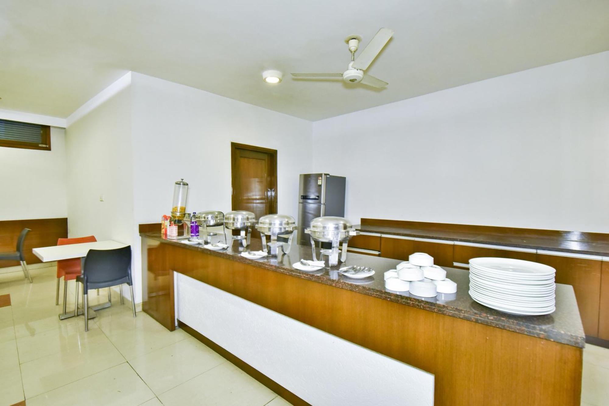 Hotel Sapphire Opposite Golden Temple Amritsar Exterior photo