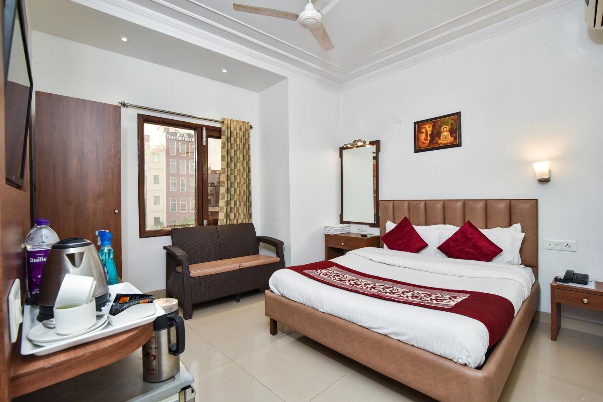 Hotel Sapphire Opposite Golden Temple Amritsar Exterior photo